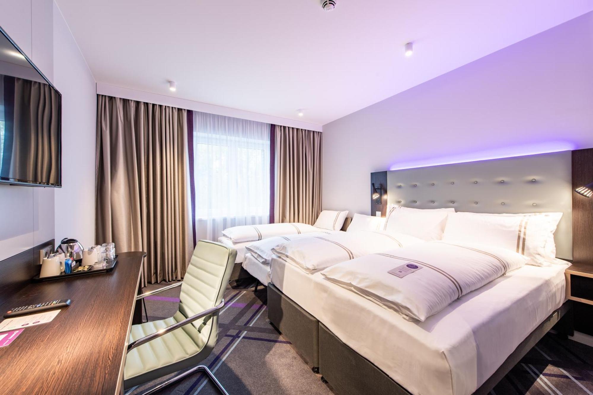 Premier Inn Hamburg St. Pauli Exterior foto
